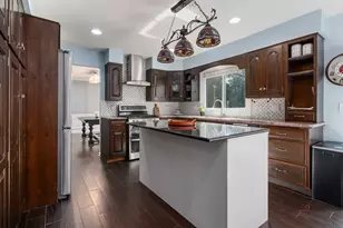 1545 Chickamauga Ln, Long Grove, IL 60047 - Photo 9