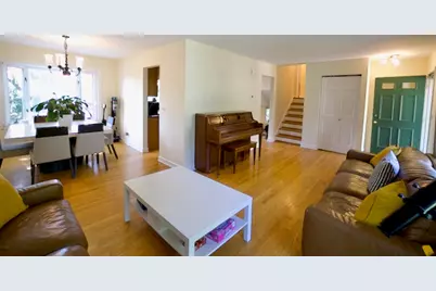 5 Castlegate Court, Vernon Hills, IL 60061 - Photo 9