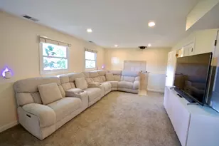 5 Castlegate Ct, Vernon Hills, IL 60061 - Photo 13