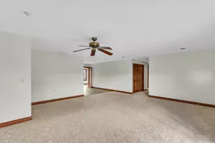 812 E Boone St, Tolono, IL 61880 - Photo 11