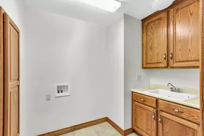 812 E Boone Street, Tolono, IL 61880 - Photo 25