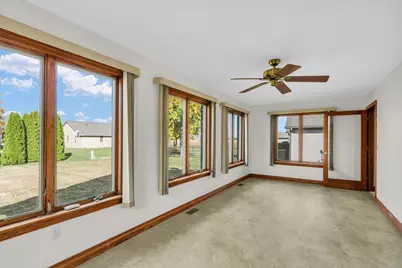 812 E Boone Street, Tolono, IL 61880 - Photo 5