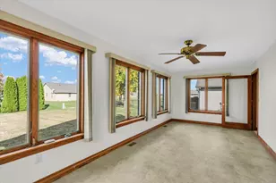 812 E Boone St, Tolono, IL 61880 - Photo 5