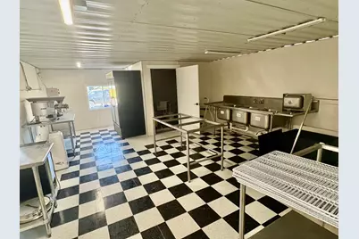 6606 S State Route 1, Saint Anne, IL 60964 - Photo 9