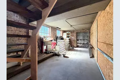 515 E Stephenson Street, Freeport, IL 61032 - Photo 7