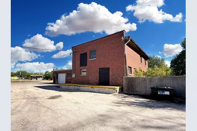 515 E Stephenson Street, Freeport, IL 61032 - Photo 1