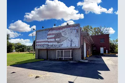 515 E Stephenson Street, Freeport, IL 61032 - Photo 9