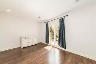 39W663 Henry David Thoreau Pl, Saint Charles, IL 60175 - Photo 31