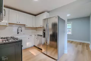 2100 Martin Ln, Rolling Meadows, IL 60008 - Photo 9