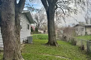 436 N Pleasant Dr, Glenwood, IL 60425 - Photo 27