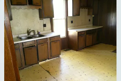 701 S Cain Street, Clifton, IL 61727 - Photo 5