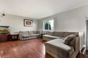 217 Oriole Rd, Matteson, IL 60443 - Photo 5