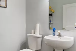 217 Oriole Rd, Matteson, IL 60443 - Photo 11