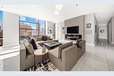 400 W Huron Street #1001, Chicago, IL 60654 - Photo 9