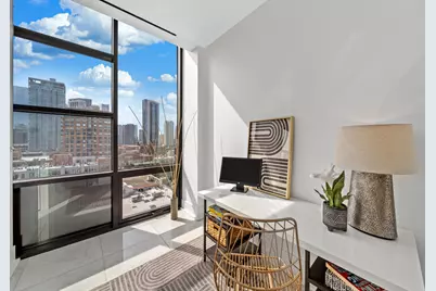 400 W Huron Street #1001, Chicago, IL 60654 - Photo 27
