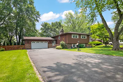 5844 Muriel Lane, Saint Anne, IL 60964 - Photo 1