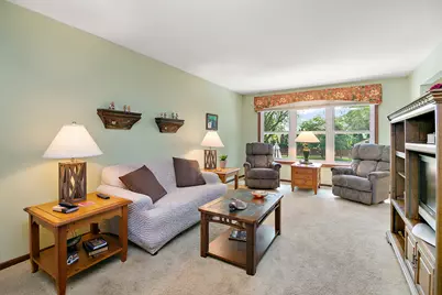 5844 Muriel Lane, Saint Anne, IL 60964 - Photo 5
