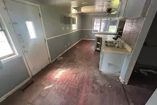 246 Arrowhead St, Park Forest, IL 60466 - Photo 3