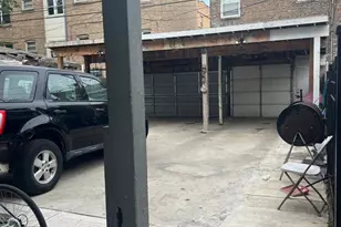 6155 S Whipple Ave, Chicago, IL 60629 - Photo 17