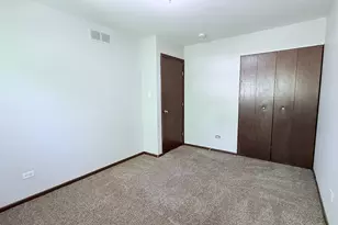 19828 Monterey Ave, Lynwood, IL 60411 - Photo 15