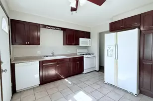 19828 Monterey Ave, Lynwood, IL 60411 - Photo 7