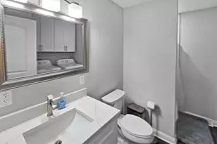 934 Vilman Rd, Plano, IL 60545 - Photo 7