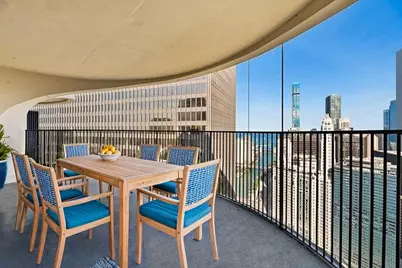 300 N State Street #5620, Chicago, IL 60654 - Photo 11