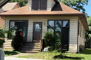 1016 Emerald Ave, Chicago Heights, IL 60411 - Photo 1