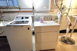 5530 W Warwick Ave, Chicago, IL 60641 - Photo 25