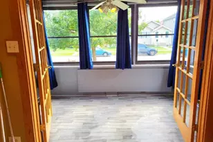 5530 W Warwick Ave, Chicago, IL 60641 - Photo 5