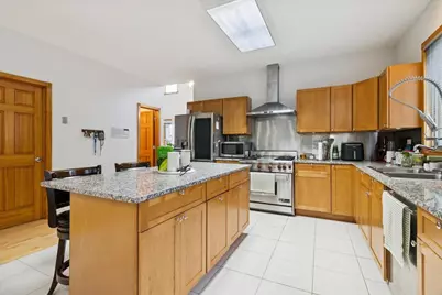 238 Hillcrest Avenue, Addison, IL 60101 - Photo 9