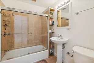 238 Hillcrest Ave, Addison, IL 60101 - Photo 25