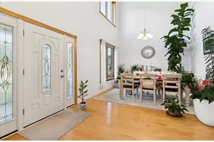 238 Hillcrest Ave, Addison, IL 60101 - Photo 3