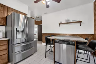 7807 W Cressett Dr W, Elmwood Park, IL 60707 - Photo 5