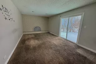 22510 Latonia Ln, Richton Park, IL 60471 - Photo 3