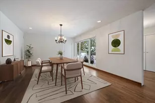 710 Strawberry Hill Dr, Glencoe, IL 60022 - Photo 7