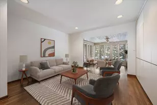 710 Strawberry Hill Dr, Glencoe, IL 60022 - Photo 11