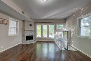 2340 W Moffat St, Chicago, IL 60647 - Photo 3