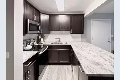 5511 E Lake Drive #97-B, Lisle, IL 60532 - Photo 7