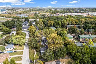 1953 Charles Ln, Aurora, IL 60505 - Photo 27