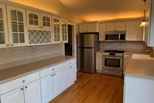 1124 Holly Ct, Naperville, IL 60540 - Photo 5