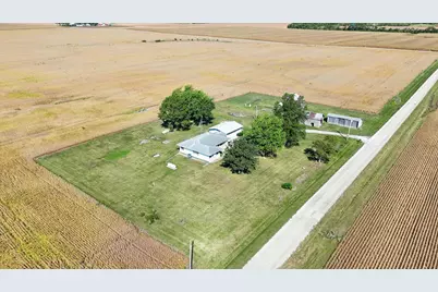 1781 N 1400E, Roberts, IL 60962 - Photo 5