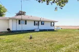 1781 N 1400E, Roberts, IL 60962 - Photo 23
