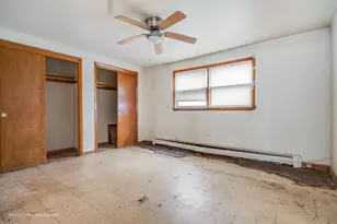 10534 S Wentworth Ave, Chicago, IL 60628 - Photo 7