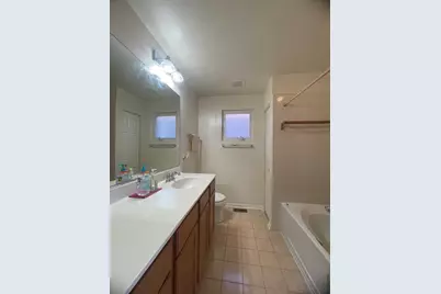 [Address not provided], Chicago, IL 60608 - Photo 11