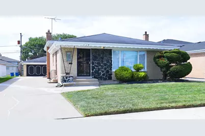 618 Marquette Avenue, Calumet City, IL 60409 - Photo 1