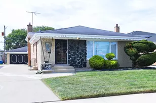 618 Marquette Ave, Calumet City, IL 60409 - Photo 1