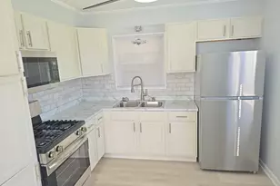 138 Algonquin St, Park Forest, IL 60466 - Photo 9