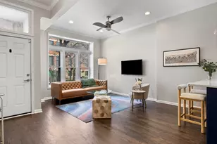 514 N Armour St, Chicago, IL 60642 - Photo 3