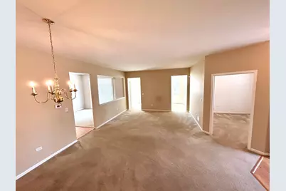 21531 Wolf Lake Way, Crest Hill, IL 60403 - Photo 5